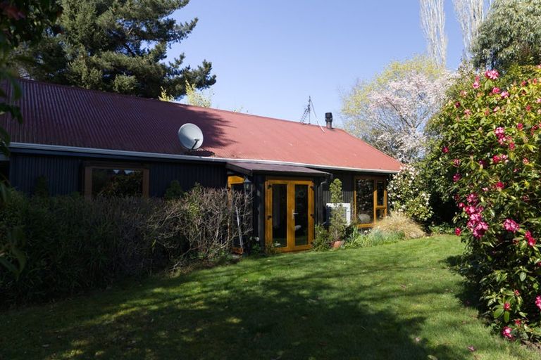 Photo of property in 1067 Milton Highway, Lovells Flat, Milton, 9292