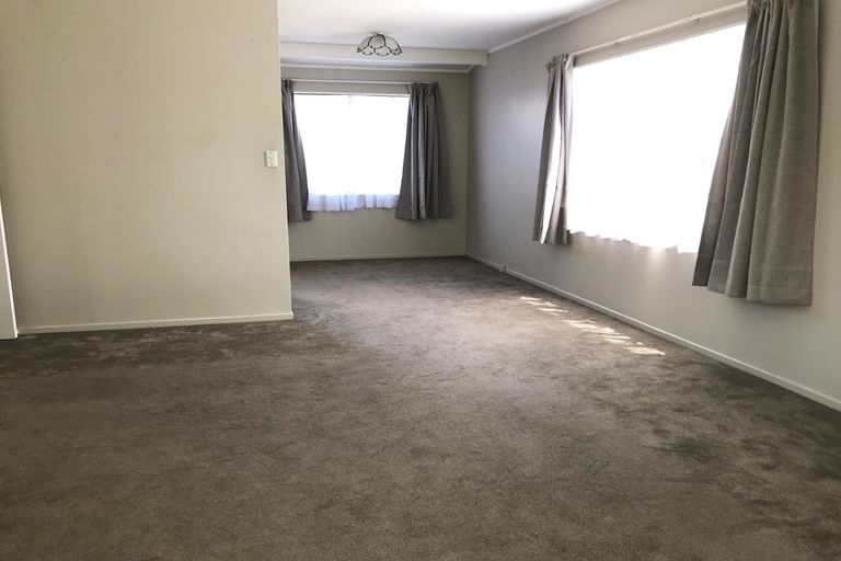 Photo of property in 1/6 Esperanto Road, Papatoetoe, Auckland, 2025