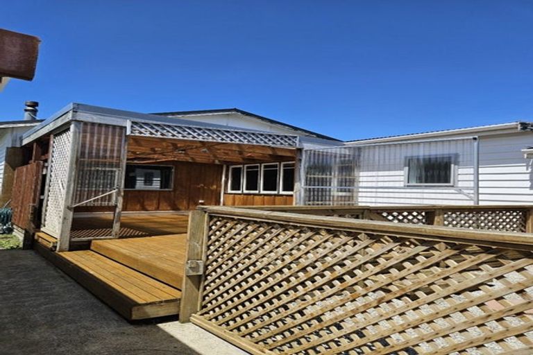 Photo of property in 185 Morton Street, Strathern, Invercargill, 9812