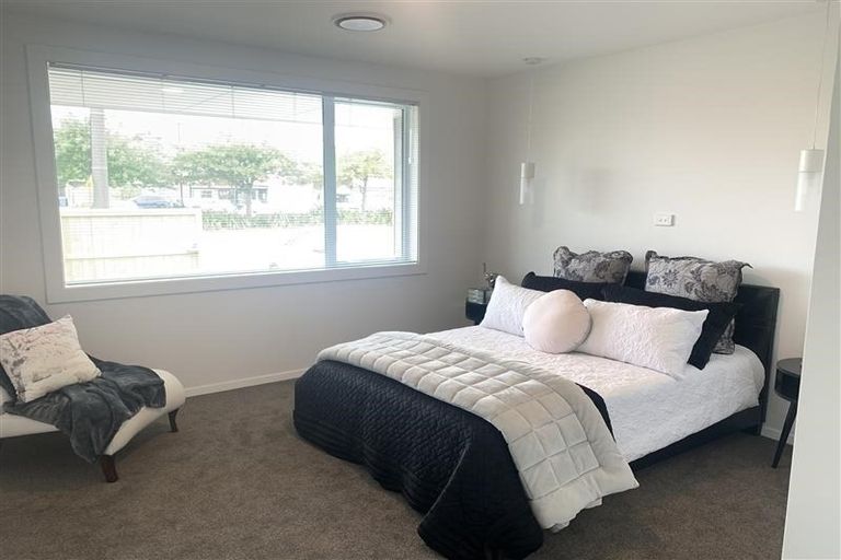 Photo of property in 111 Wilsons Road, Saint Martins, Christchurch, 8022