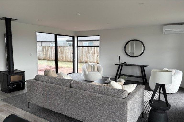 Photo of property in 2 Dynes Road, Rolleston, 7615