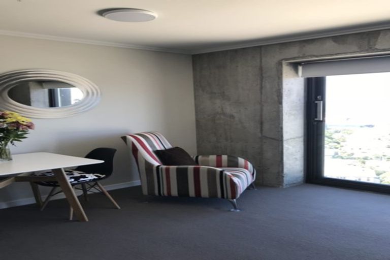 Photo of property in Frame Apartments, 1601/111 Molesworth Street, Thorndon, Wellington, 6011