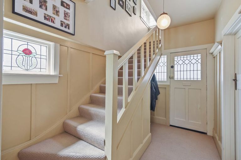 Photo of property in 35 Aylmer Street, Somerfield, Christchurch, 8024