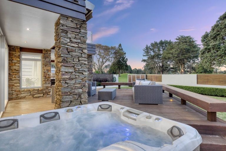 Photo of property in 25 Berwick Place, Mount Maunganui, 3116