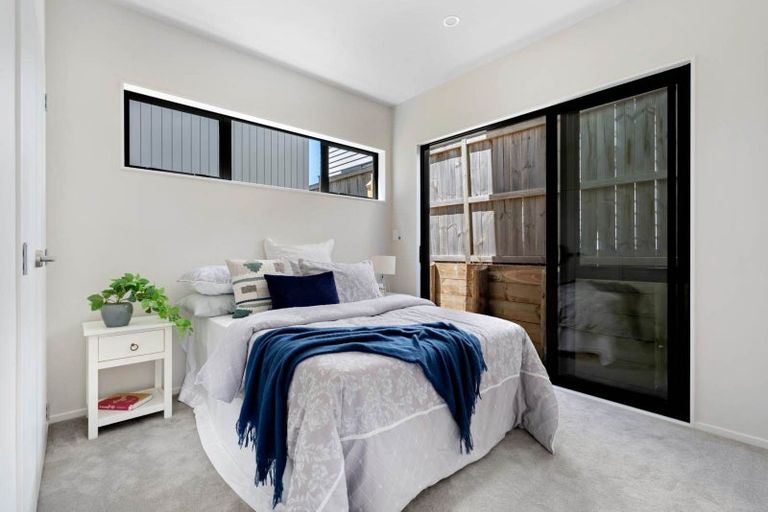 Photo of property in 16b Goodfellow Lane, Flat Bush, Auckland, 2019