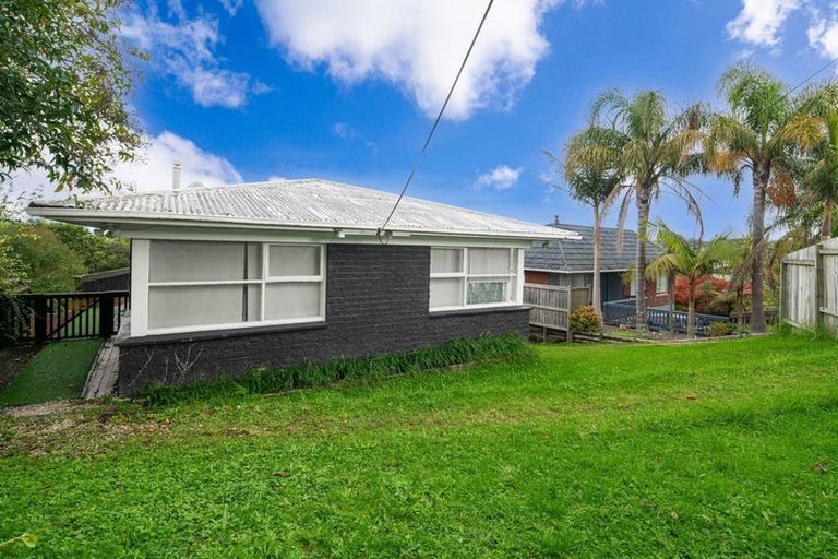Photo of property in 443 Don Buck Road, Massey, Auckland, 0614