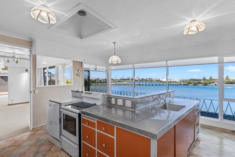 Photo of property in 100 Maxwells Road, Otumoetai, Tauranga, 3110
