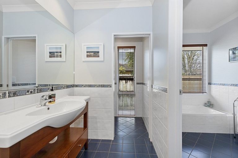 Photo of property in 8 Ravenscourt Place, Huntington, Hamilton, 3210