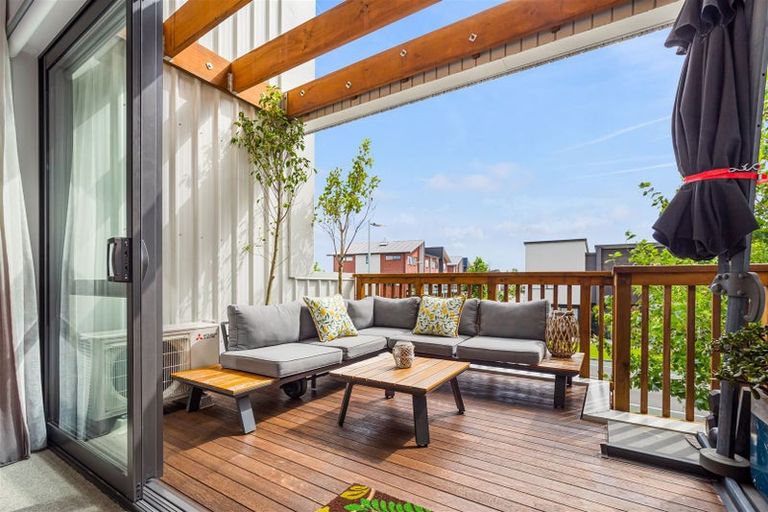 Photo of property in 4 Torea Tai Road, Hobsonville, Auckland, 0616