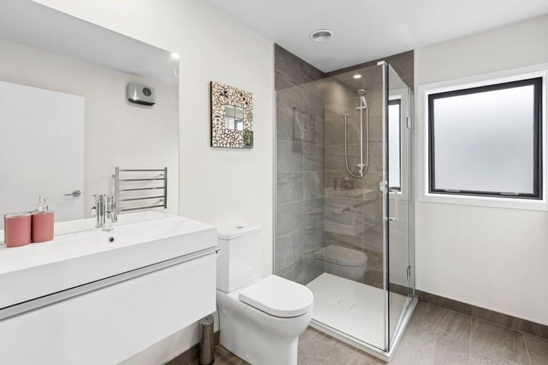 Photo of property in Northlake, 18 Glenavon Green, Wanaka, 9305