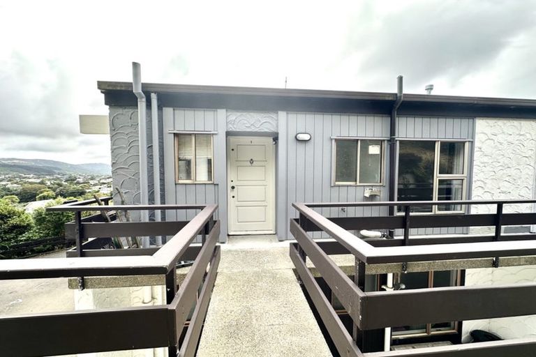 Photo of property in 17f1 Wrights Hill Road, Karori, Wellington, 6012