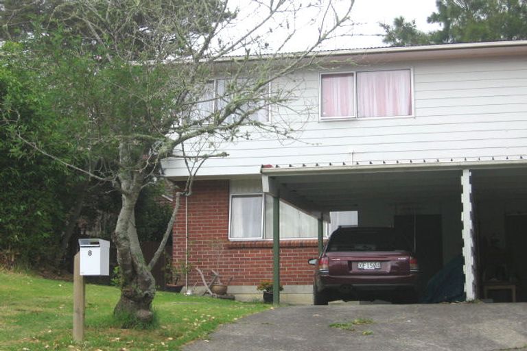 Photo of property in 8 Lancelot Place, Glenfield, Auckland, 0629