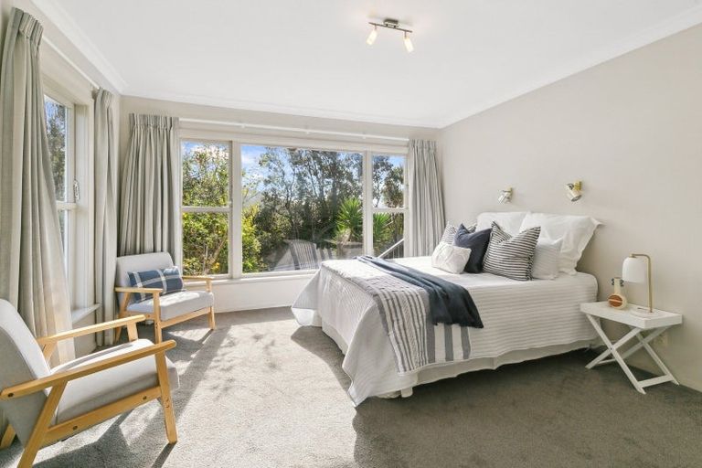 Photo of property in 9 Allen Terrace, Tawa, Wellington, 5028