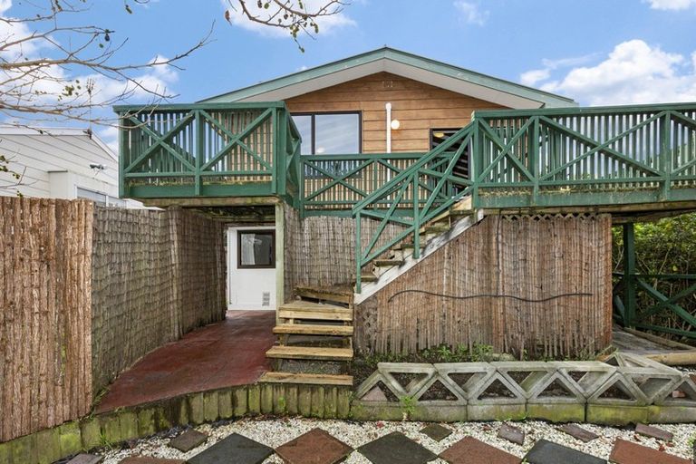 Photo of property in 88 Leeward Drive, Whitby, Porirua, 5024