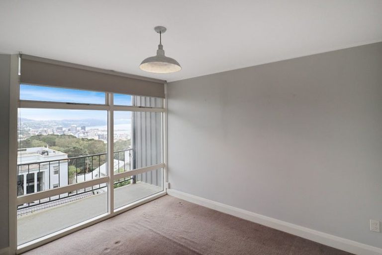 Photo of property in Manston Apartments, 3e/145 Ohiro Road, Brooklyn, Wellington, 6021