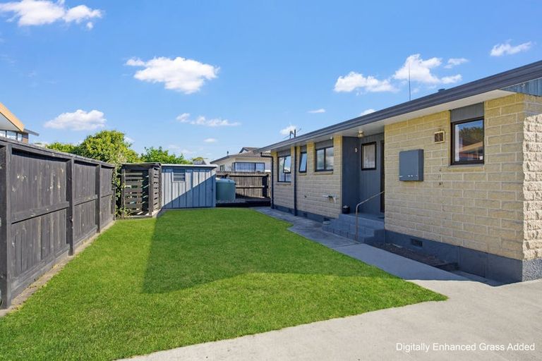 Photo of property in 2/3 Ngaio Street, Stoke, Nelson, 7011