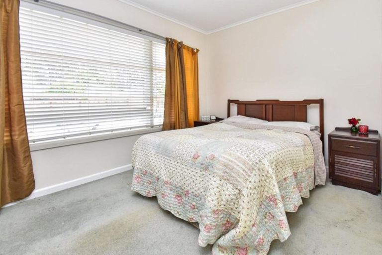 Photo of property in 120 Portage Road, New Lynn, Auckland, 0600