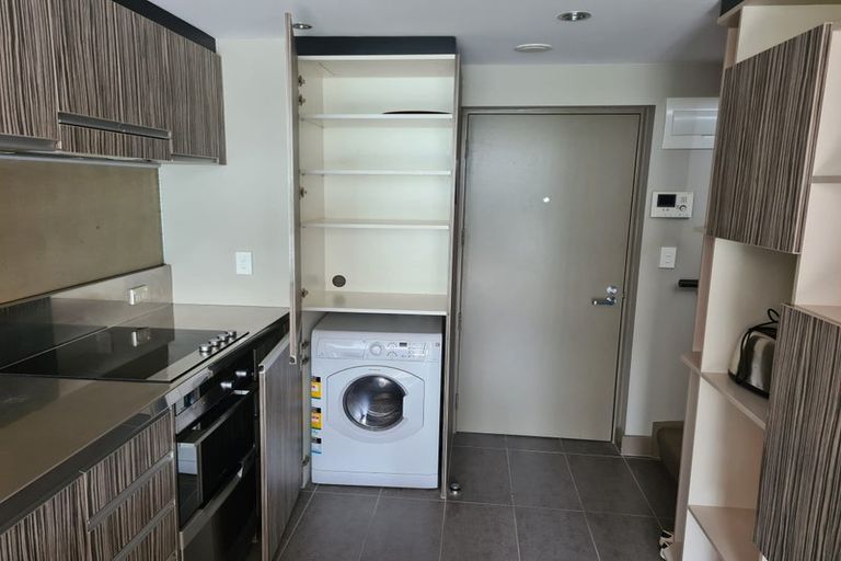 Photo of property in Canvas Apartments, 11/307u Willis Street, Te Aro, Wellington, 6011