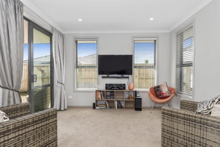 Photo of property in 9 Jeffs Way, Papamoa Beach, Papamoa, 3118