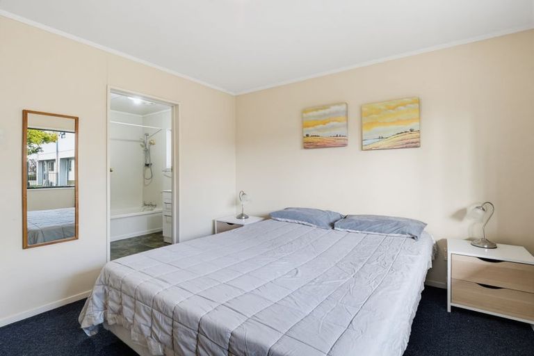 Photo of property in 33 Ruahine Street, Roslyn, Palmerston North, 4414