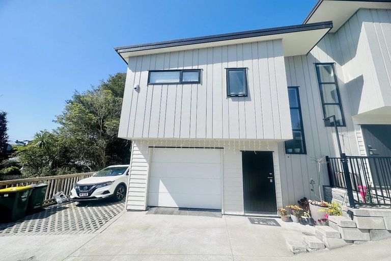 Photo of property in 45c Seon Place, Birkdale, Auckland, 0626