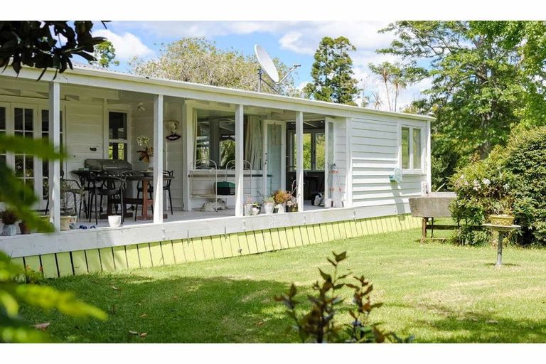 Photo of property in 128 Waipapa Road, Kerikeri, 0230