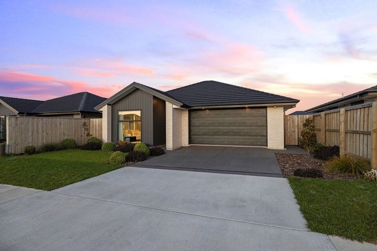 Photo of property in 70 Crossley Avenue, Woodend, 7610