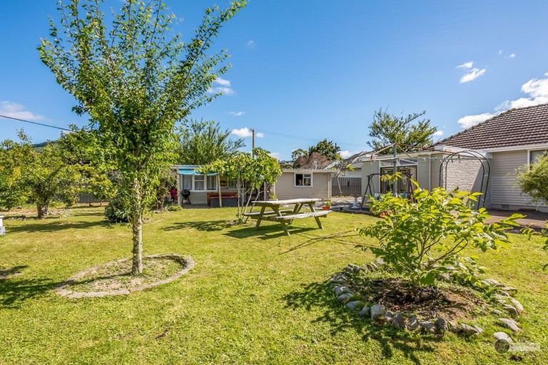Photo of property in 98 Longfellow Street, Trentham, Upper Hutt, 5018