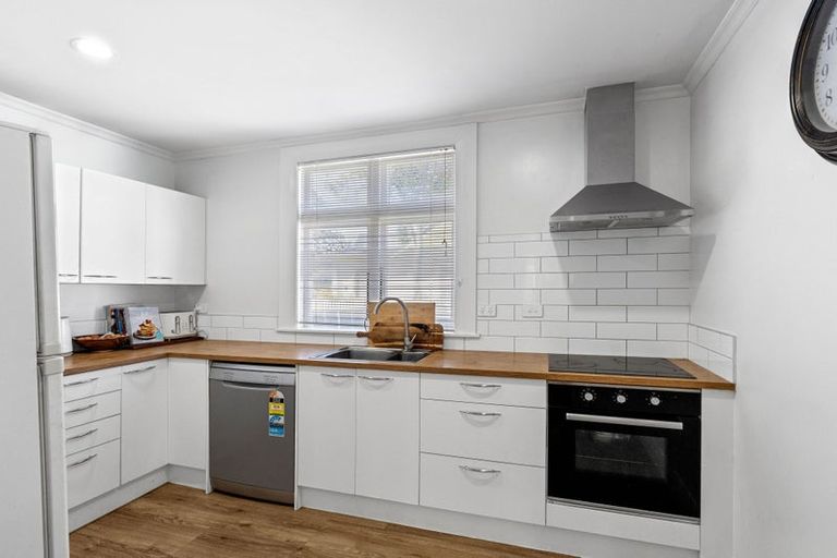 Photo of property in 131 Bath Street, Levin, 5510