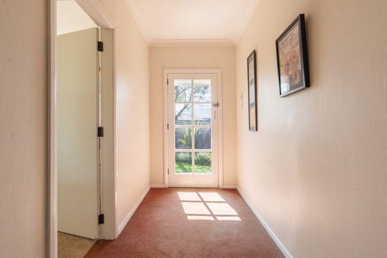 Photo of property in 17 Constitution Avenue, Milton, 9220