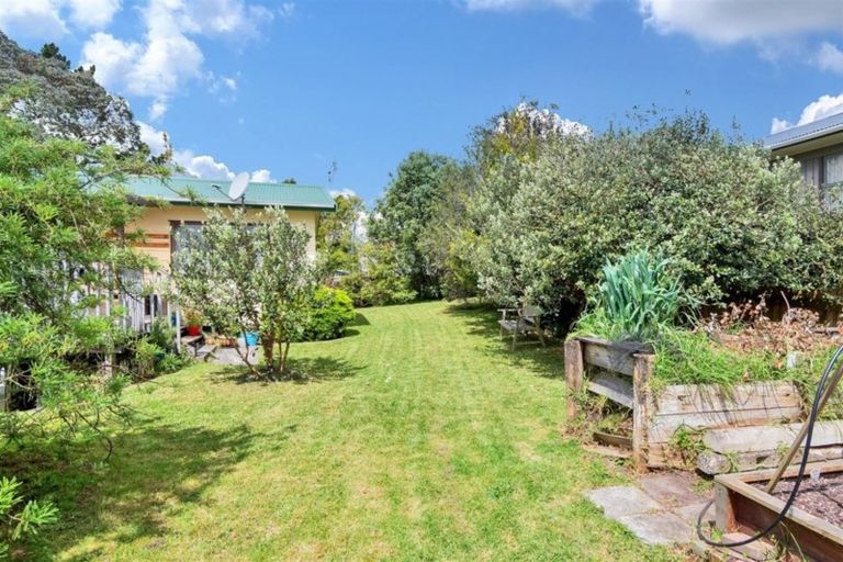 Photo of property in 6 Don Buck Road, Massey, Auckland, 0614