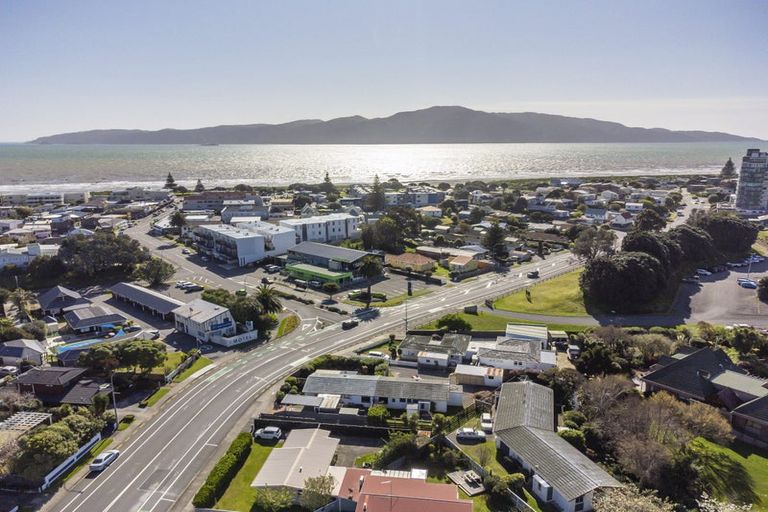 Photo of property in 340b Kapiti Road, Paraparaumu Beach, Paraparaumu, 5032