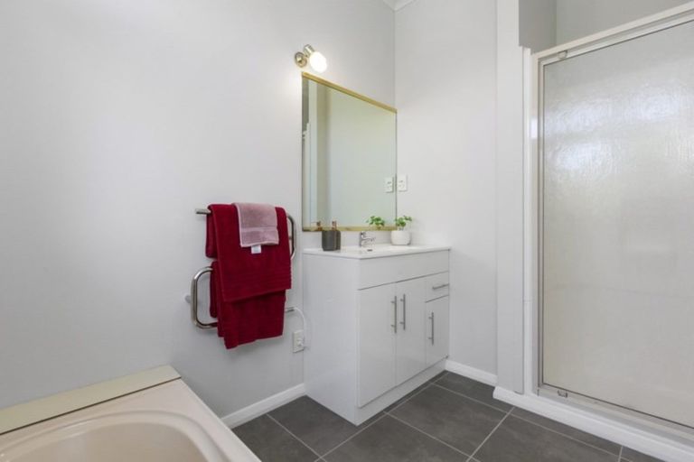 Photo of property in 58 Gordon Road, Mosgiel, 9024