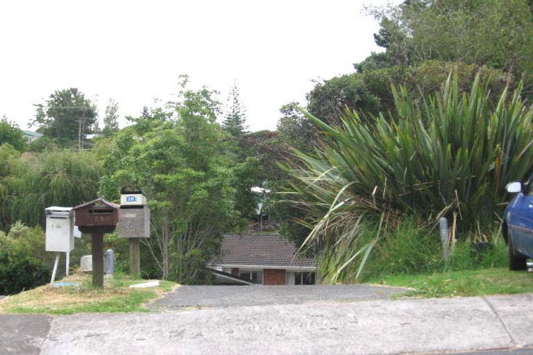 Photo of property in 2/26 Paramu Avenue, Birkdale, Auckland, 0626
