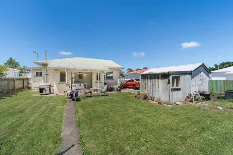 Photo of property in 5 Terrace Street, Roslyn, Palmerston North, 4414