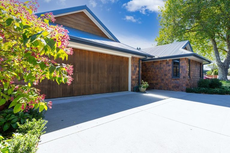 Photo of property in 44 Hall Street, Cambridge, 3434