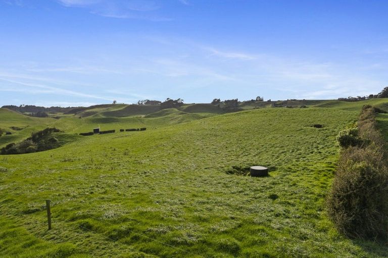 Photo of property in 1234 Richmond Road, Everett Park, Inglewood, 4389