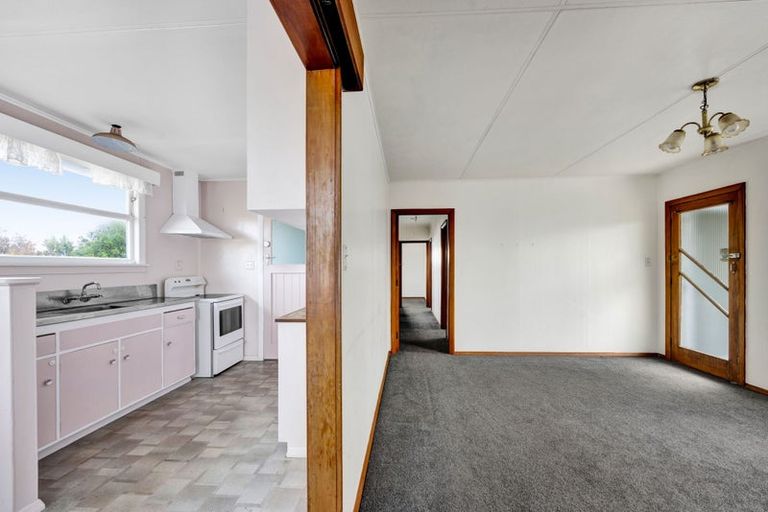Photo of property in 32 Victoria Street, Patea, 4520