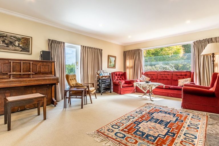 Photo of property in 8 Kohekohe Road, Waikanae, 5036