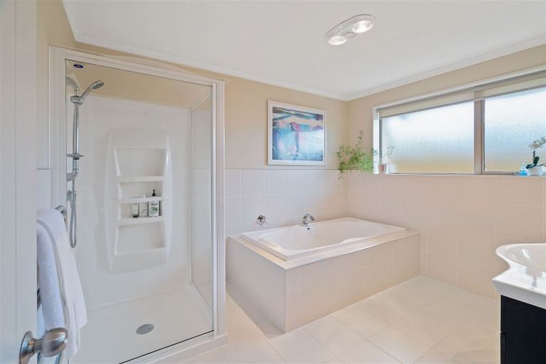 Photo of property in 13 Kintyre Place, Prebbleton, 7604