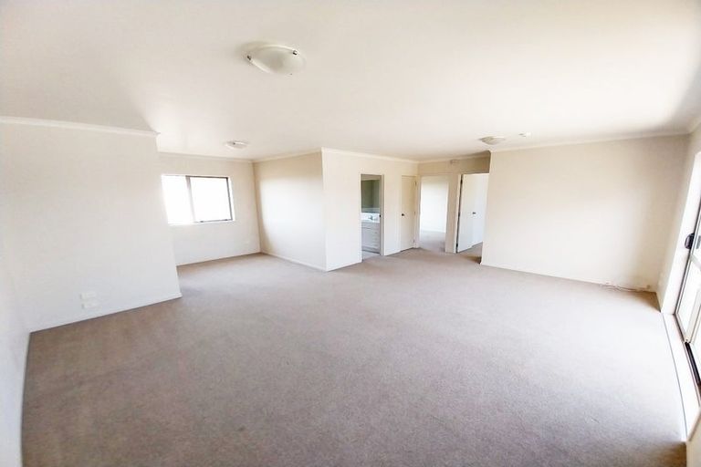 Photo of property in St Claire Village, 177/172 Mcleod Road, Te Atatu South, Auckland, 0610