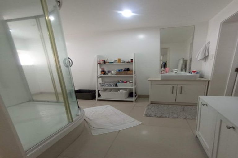 Photo of property in 75 Mountbatten Avenue, Hillcrest, Auckland, 0627