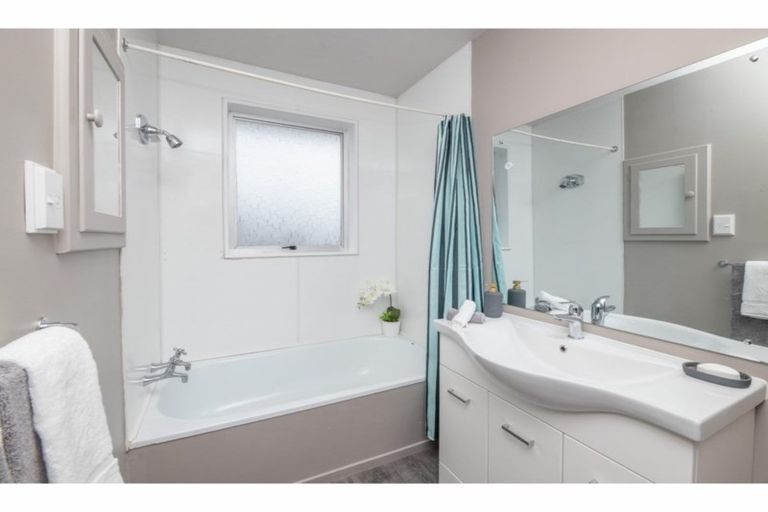 Photo of property in 2 Lamorna Road, Parklands, Christchurch, 8083