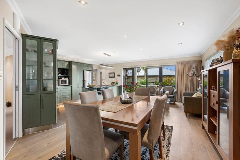 Photo of property in 69b Karamea Street, Whalers Gate, New Plymouth, 4310