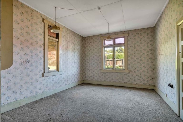 Photo of property in 24 Rimu Street, Strandon, New Plymouth, 4312