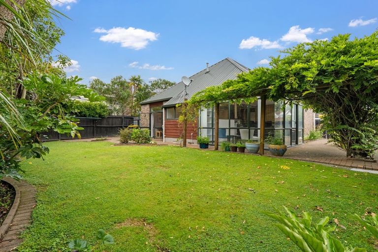 Photo of property in 4 Libra Place, Kawaha Point, Rotorua, 3010