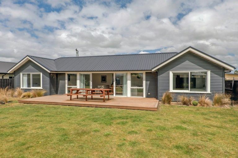 Photo of property in 24 Cressy Place, Darfield, 7510