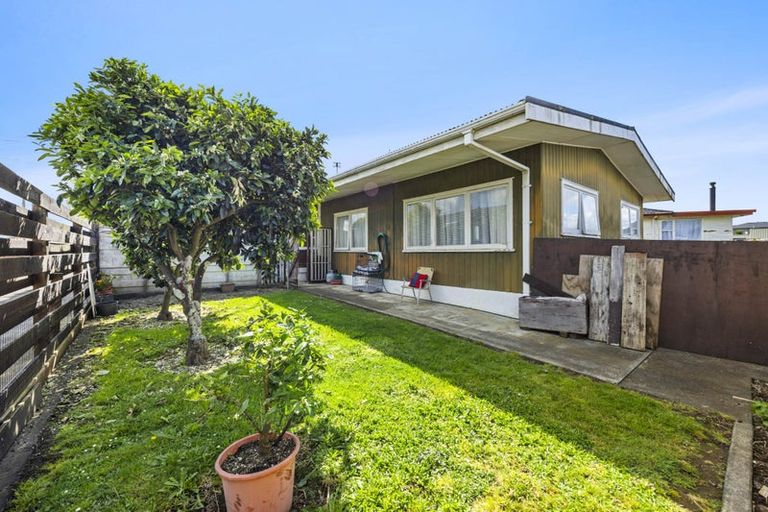 Photo of property in 189 Bucklands Beach Road, Bucklands Beach, Auckland, 2012