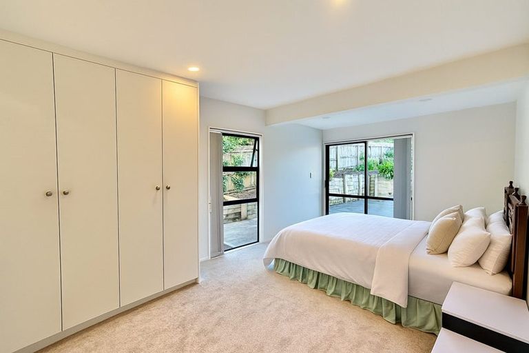 Photo of property in 12 Westergrove Place, West Harbour, Auckland, 0618