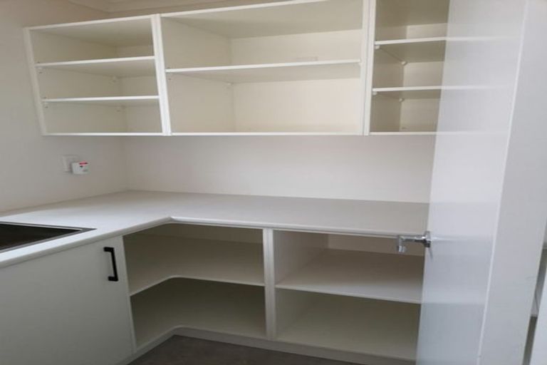 Photo of property in 69 Melksham Drive, Churton Park, Wellington, 6037